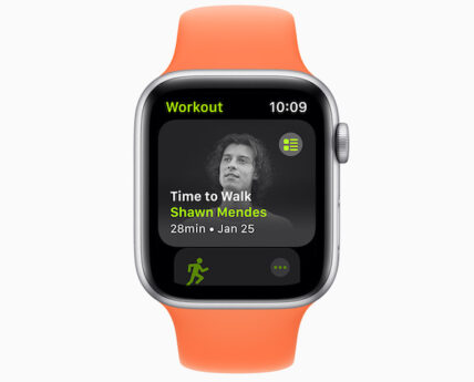 apple_time-to-walk_apple-watch-shawn-mendes_01252021_carousel.jpg.large_2x
