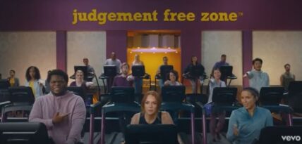 Planet-Fitness-asks-what-has-gotten-into-Lindsay-Lohan
