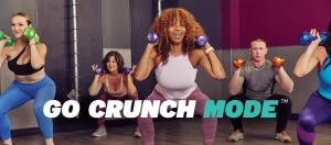 People exercising at Crunch Fitness