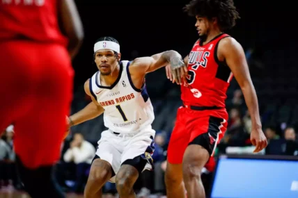 Grand Rapids Gold player wearing shirt with FlexIt logo