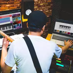 Man creating beats on Airbit