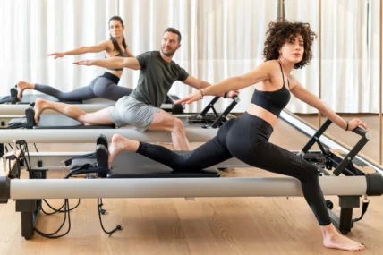 people take a Pilates class