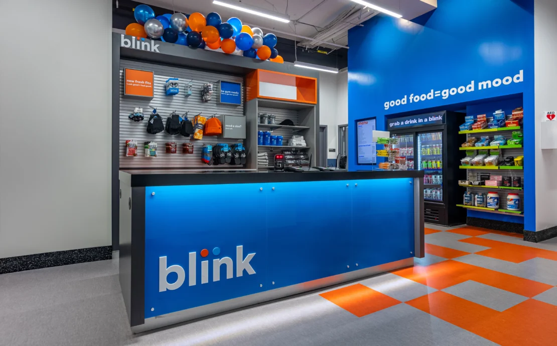 Blink Fitness desk