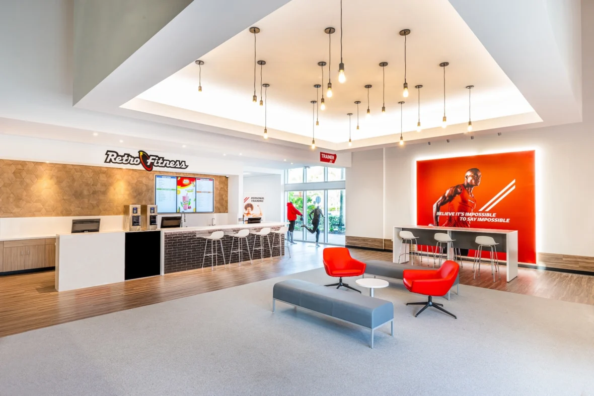 Fitness Fitness gym entrance