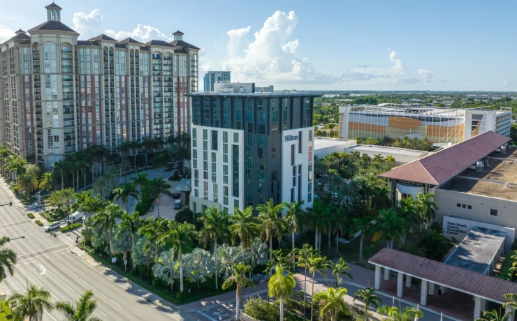 Exterior shot of Hilton West Palm Beach