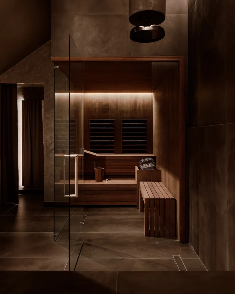 contrast suite at Remedy Place SoHo