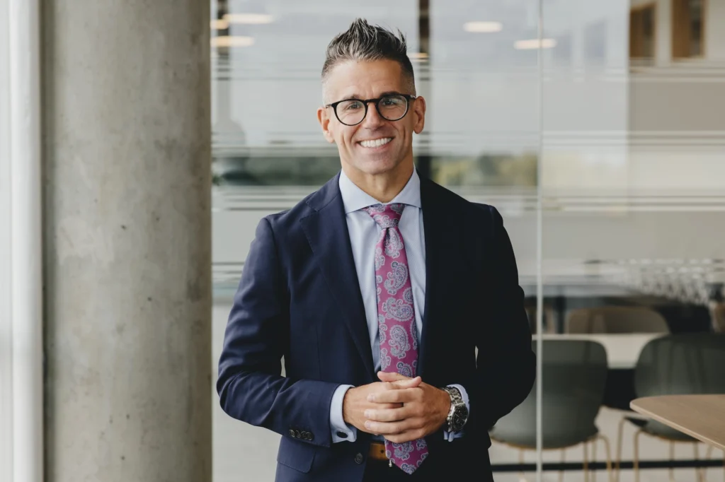 headshot of Discover Strength CEO Luke Carlson 