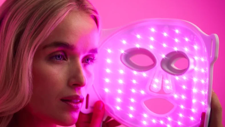 Omnilux Clear Red + Blue Light Therapy Face Mask Review 2025