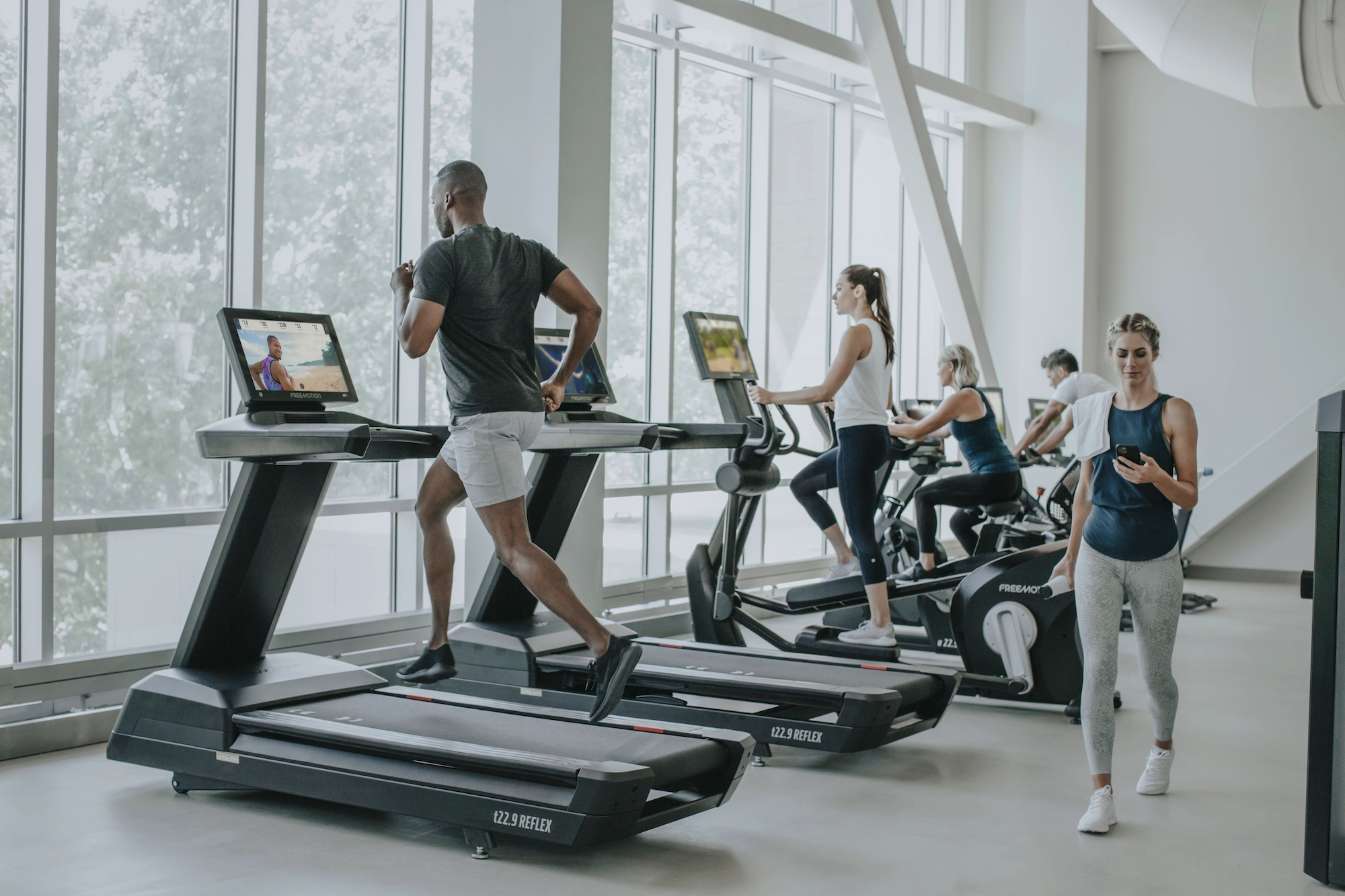 iFIT’s Hybrid Features Are Leading the Fitness Community into the Future