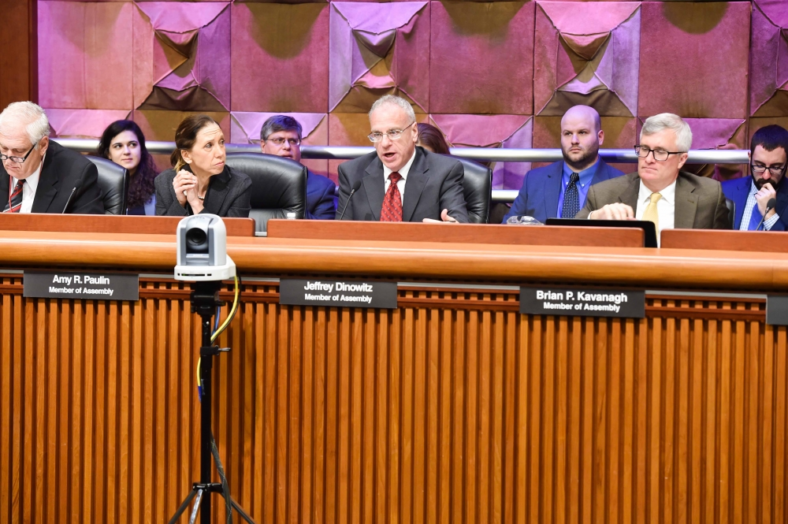 an image of assemblyman Jeffrey Dinowitz.