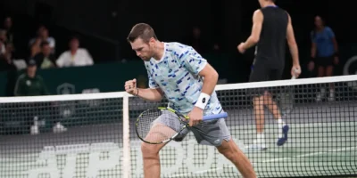 an image of Alphabeat founding member and Olympic silver medalist Austin Krajicek