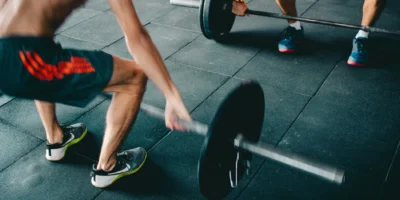 personal trainer and fitness client