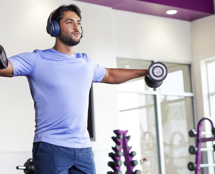 Planet Fitness member working out