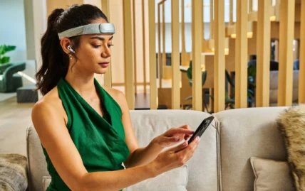 woman wears a Muse S Athena headband