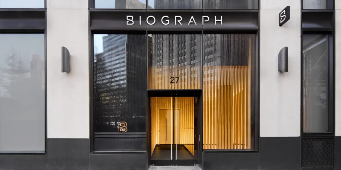 Biograph clinic in New York City, exterior image.