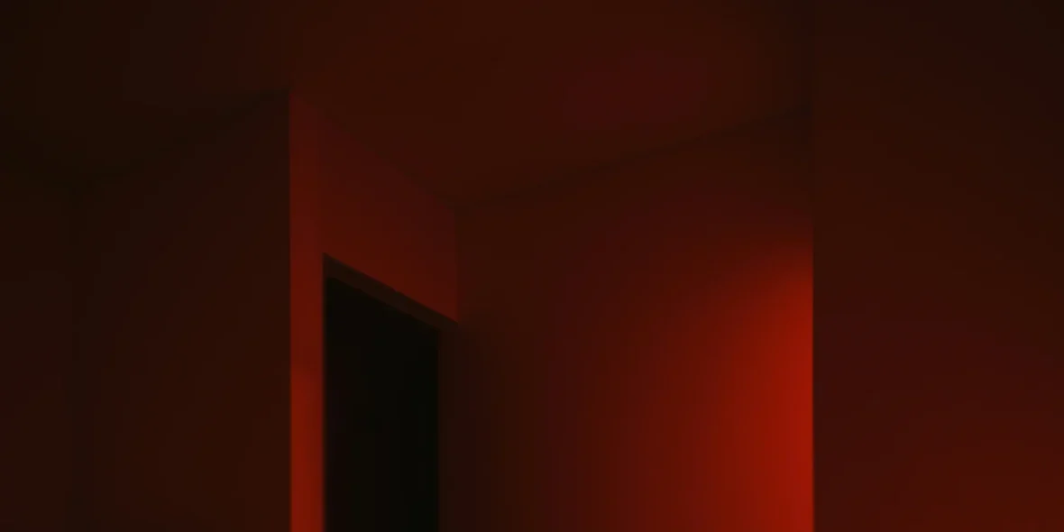 A red glow.