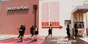 NYC Marathon runners running to