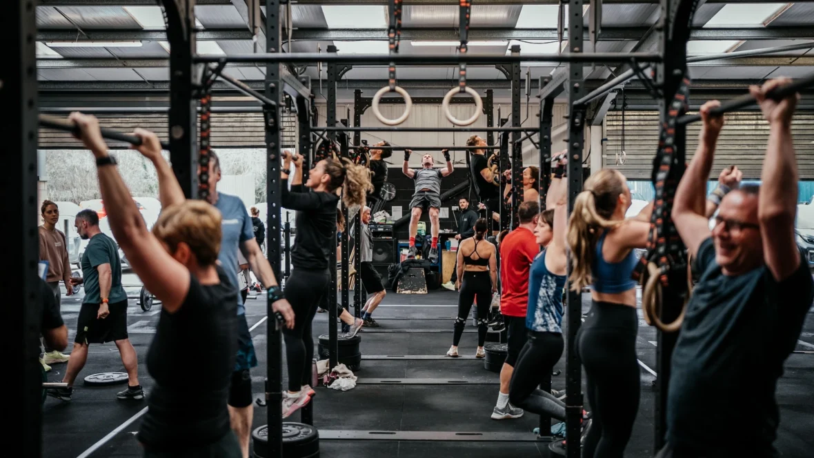 people work out on at a CrossFit box