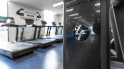 Life Fitness aesthetic