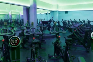 Revolt Cycling Studio, Chancery Lane, London / Energym