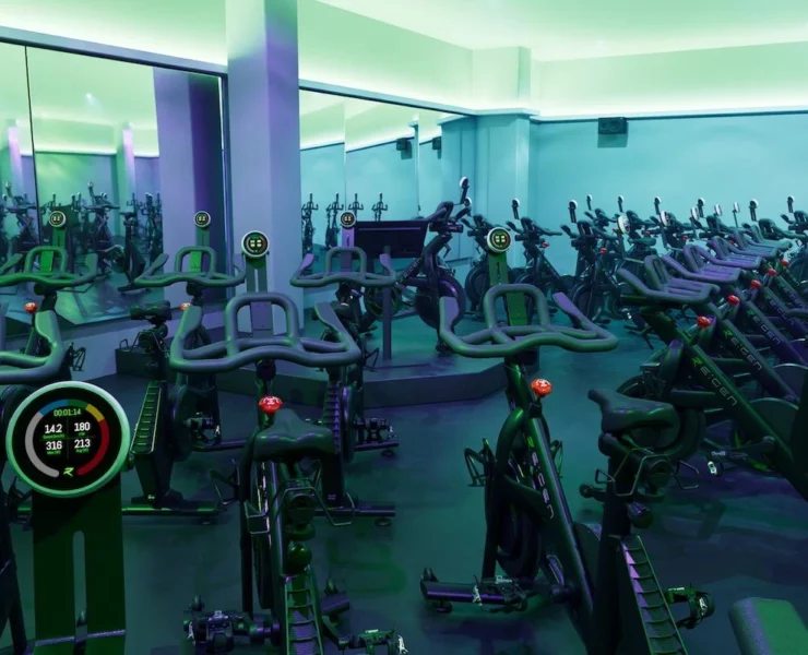 Revolt Cycling Studio, Chancery Lane, London / Energym