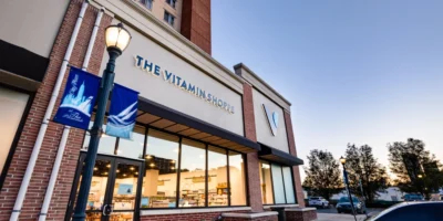 The Vitamin Shoppe in Edgewater NJ (exterior)
