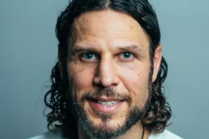 headshot of Riley Cote