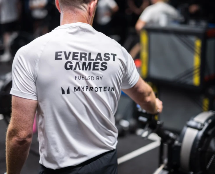 man wears co-branded t-shirt from Everlast Gyms and Myprotein