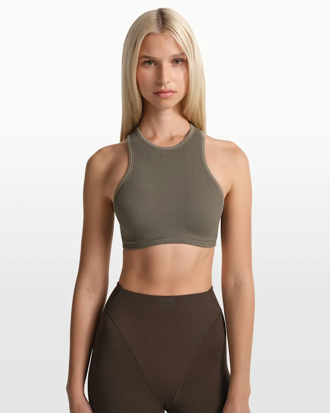 NikeSkims Ribbed Seamless Racerneck Bra