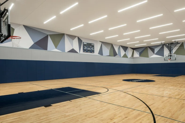 Basketball court at One Manhattan Square