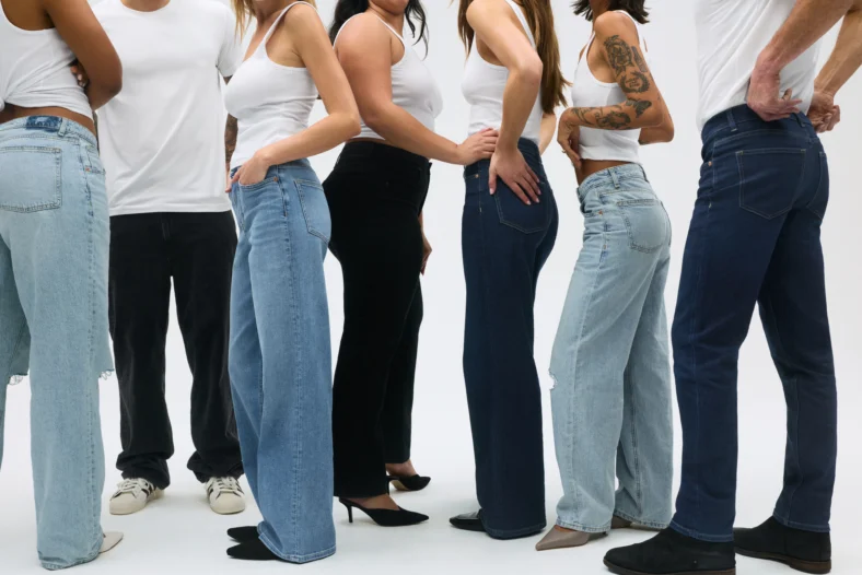 people wear Fabletics jeans