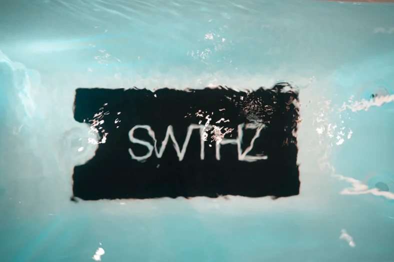 SweatHouz plunge