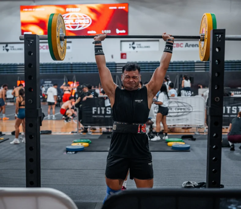 man lifts at the Fitstop Games