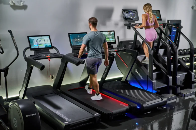 Echelon treadmill