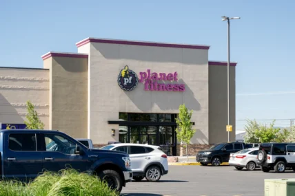 Planet Fitness gym exterior