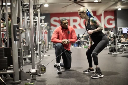 personal training session at a Vasa Fitness gym