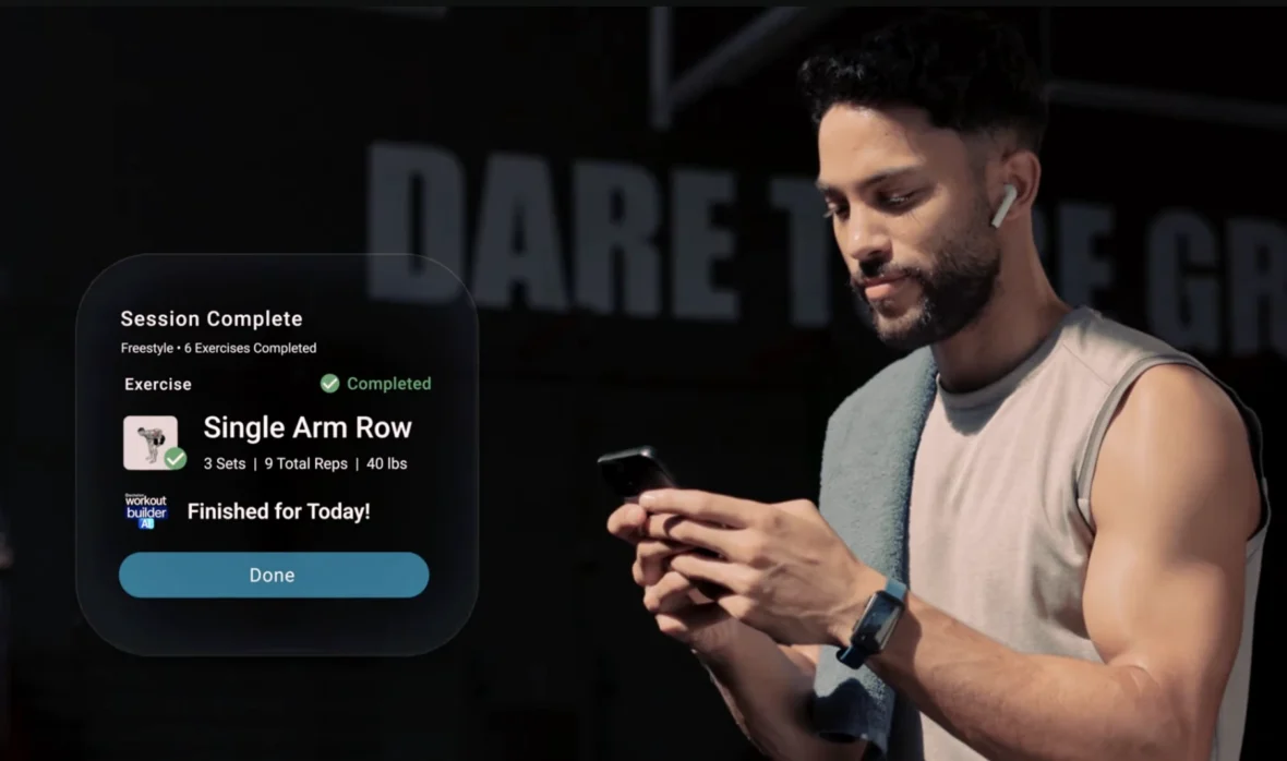 man uses Echelon's AI Workout Builder