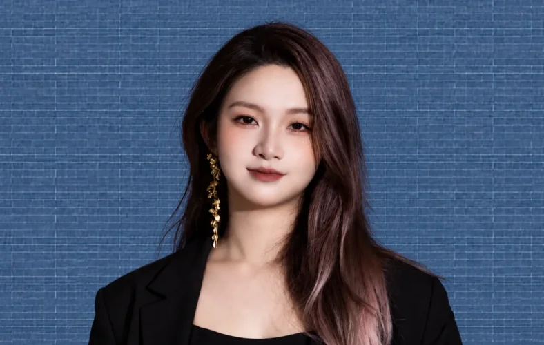 Bella Jiang of Merach